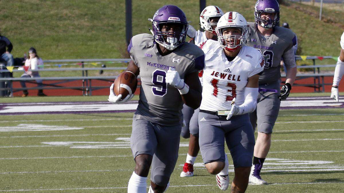 McKendree senior wide receiver Jalyn Williams races down the sideline during his 74-yard touchdown reception Saturday against William Jewell.