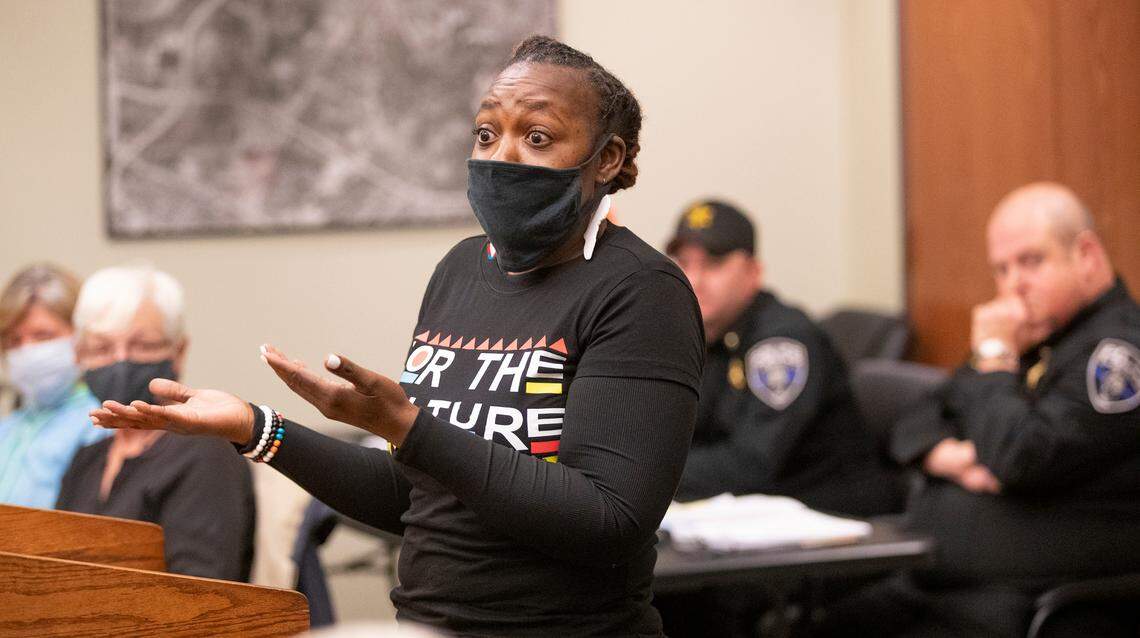 Tanya Fox speaks during a Caseyville Village Board meeting.