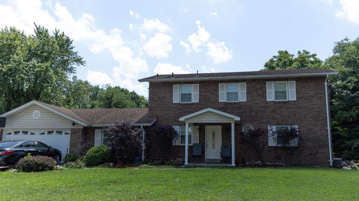 The Patricia Lane house in Fairview Heights, where police found fatally wounded Mackenzi Felmlee on May 11, 2024.
