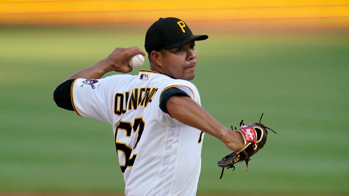Pittsburgh Pirates starting pitcher Jose Quintana delivers during the first inning of a baseball game against the Philadelphia Phillies in Pittsburgh, Friday, July 29, 2022. (AP Photo/Gene J. Puskar)