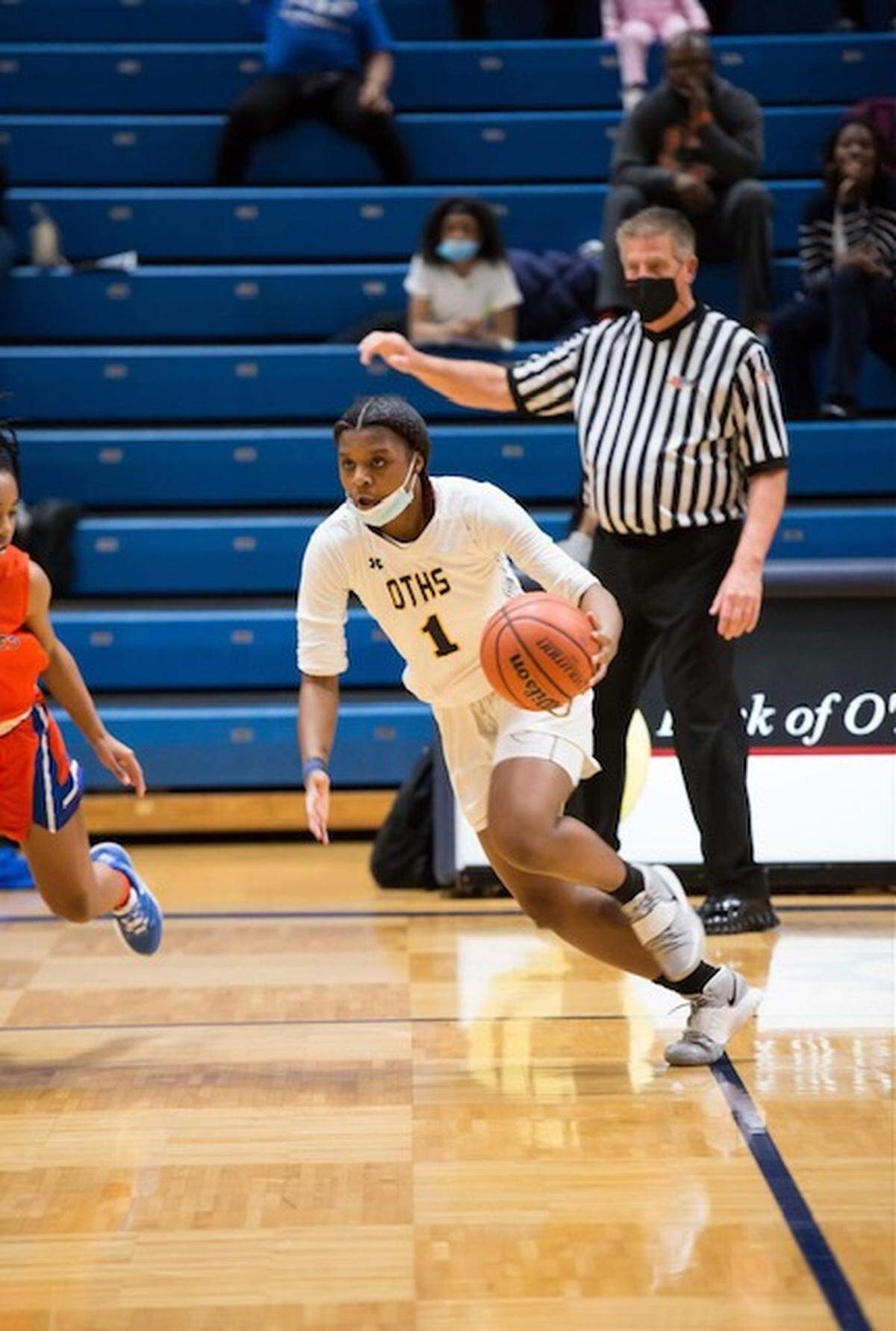 O’Fallon High School’s Jaliah Pelly handles the ball during a game this season. Pelly is the winner of this week’s Belleville News-Democrat Girls Player of the Week high school basketball poll, as selected by readers of bnd.com.
