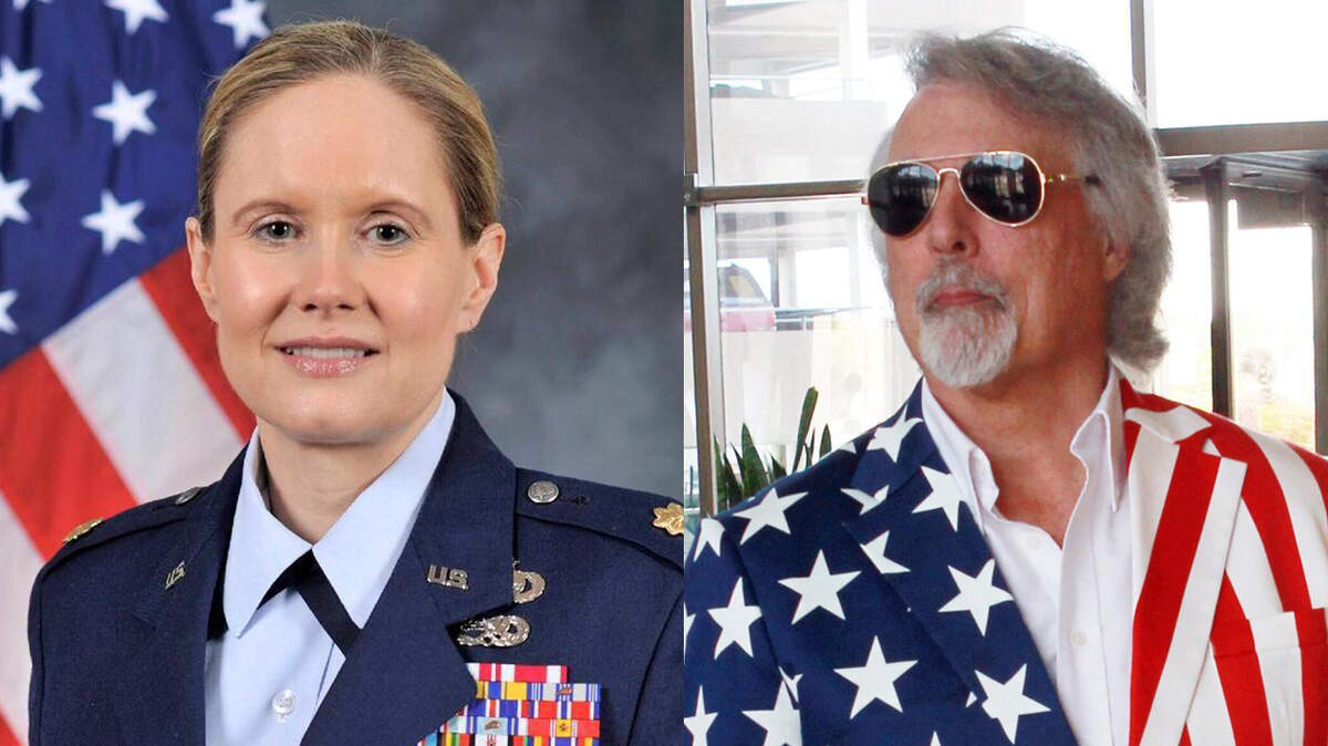 Tanya Hildenbrand is a lieutenant colonel in the U.S. Air Force Reserves who wants to shrink government and taxes. Bob Romanik is a twice-convicted felon who likes to call people names on his radio show. Is there really a question about who should be the Republican candidate for the 57th Illinois Senate District? The primary is Tuesday.