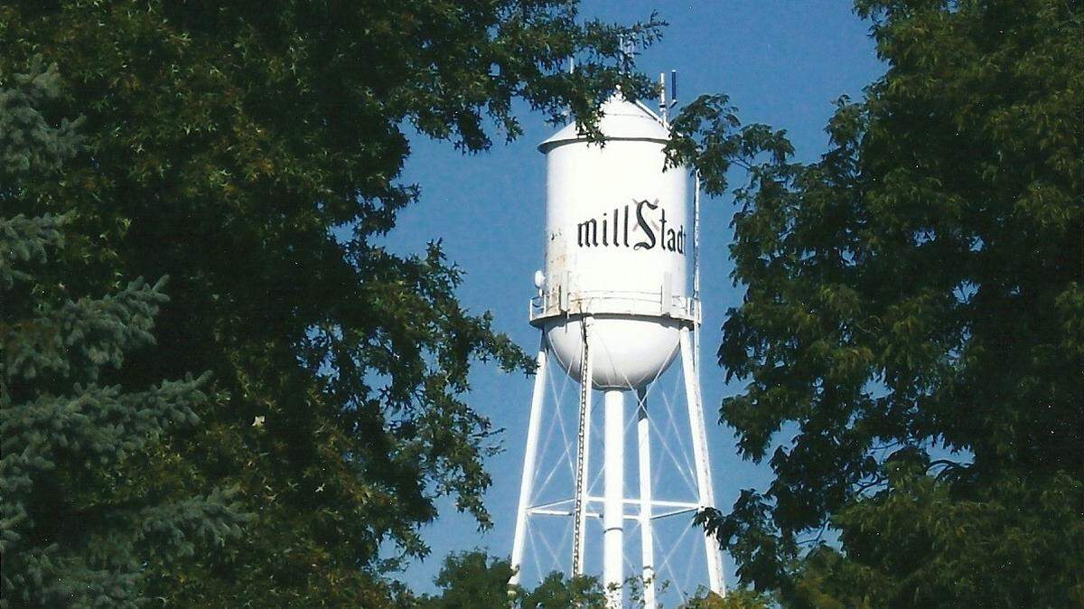 Millstadt Water Tower