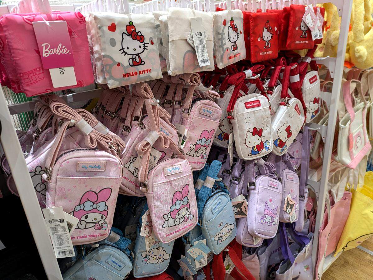 Purses and tote bags featuring Sanrio characters Hello Kitty, My Melody, Kuromi and Cinnamoroll