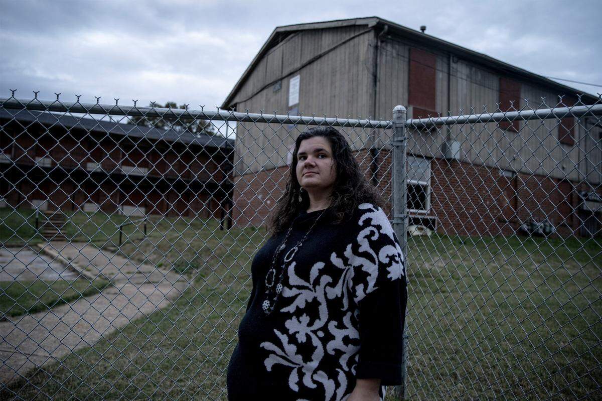 Cynthia Crawford said she lived for years in unsafe conditions at the federally subsidized Warren Apartments in Memphis. She co-founded a tenants’ union to fight for better living conditions.