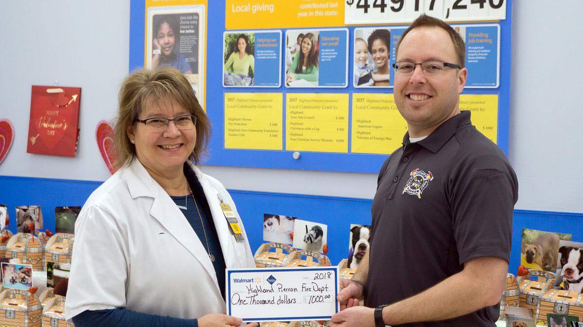 Walmart Provides $1000 Grant to Highland-Pierron Fire Department – Walmart announced a $1,000 grant to be awarded to Highland-Pierron Fire Department. The grant was presented at Highland Walmart to Captain Zack Jenny on behalf of the fire department. Marsha Elliott, Walmart Representative for Community Involvement, presented the check and organizes all of the funds donated to the community through the Highland location. Highland-Pierron Fire Department uses fundraisers, donations, and grant funds to make purchases that provide updated fire and rescue equipment as well as maintain current tools. With modern equipment and ongoing training, H.P.F.D. is as prepared as possible to uphold the mission statement to protect the lives and property of the citizens of the Highland-Pierron Fire District through fire suppression services, rescue services, pre-fire planning, and public education.