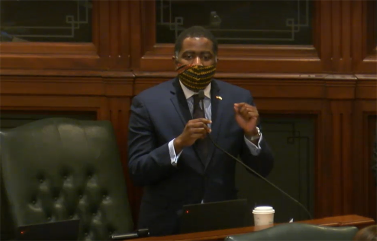 House Assistant Majority Leader Marcus Evans, D-Chicago, speaks on the House floor. He was the sponsor of a bill targeting wage theft in the construction industry.