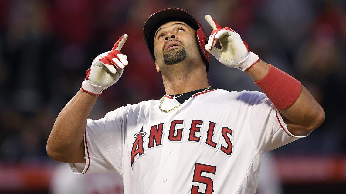 Cardinals fans are rooting for Albert Pujols to get hit 3,000, even if it comes while not wearing a St. Louis uniform.
