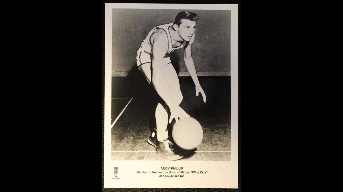 Andy Phillip, son of Hungarian immigrants, was captain of the Granite City High School basketball team that won the state championship in 1940. Here, he’s shown in later years as one of the University of Illinois “Whiz Kids.”