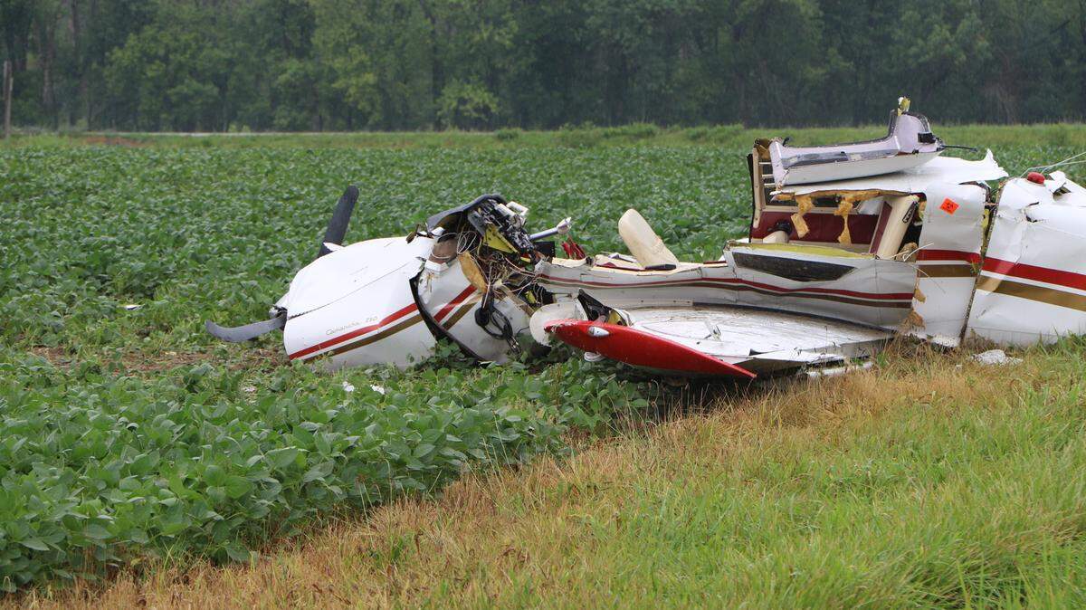 A small plane crashed at around 11:30 a.m. Saturday near St. Jacob.