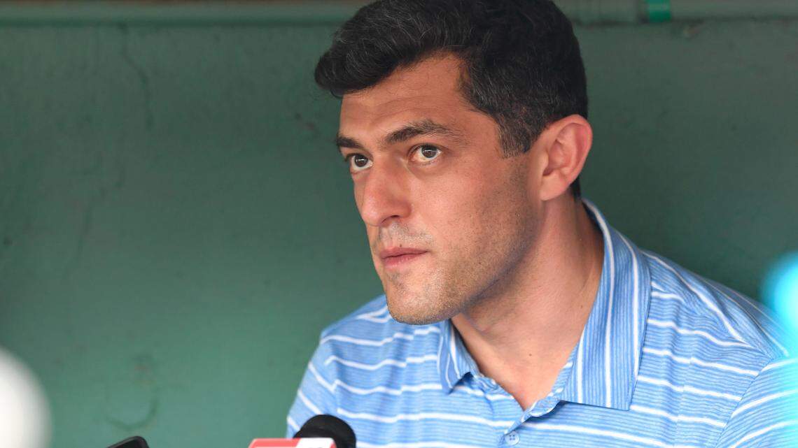 Can Bloom win fans’ trust before the rebuilt Cardinals win games?