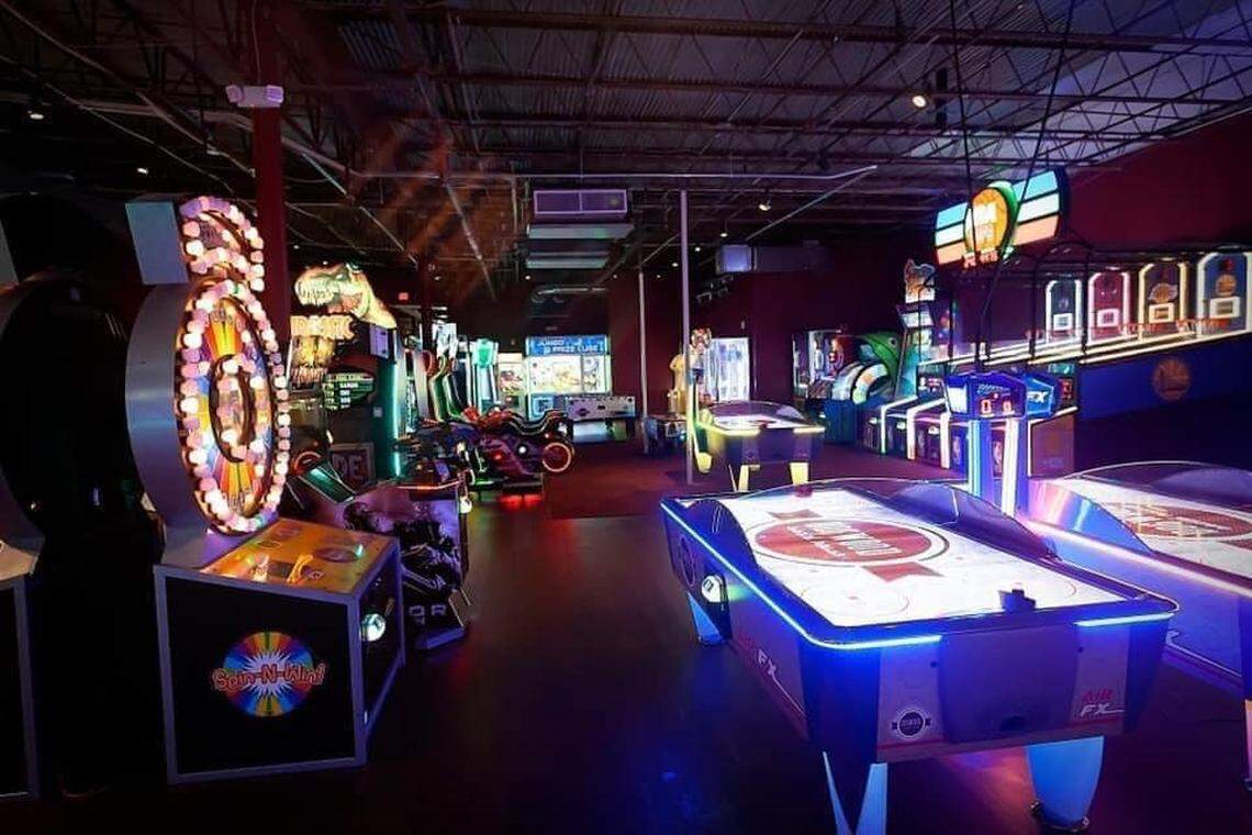 The Dogwood Social House in O’Fallon will feature such indoor games as miniature golf, axe throwing, cornhole, video games, table games (air hockey, billiards, foosball, and shuffleboard), simulator games, arcade games, and a mini-bowling alley.