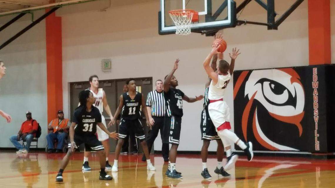 Highland suffers first loss of season against Carbondale