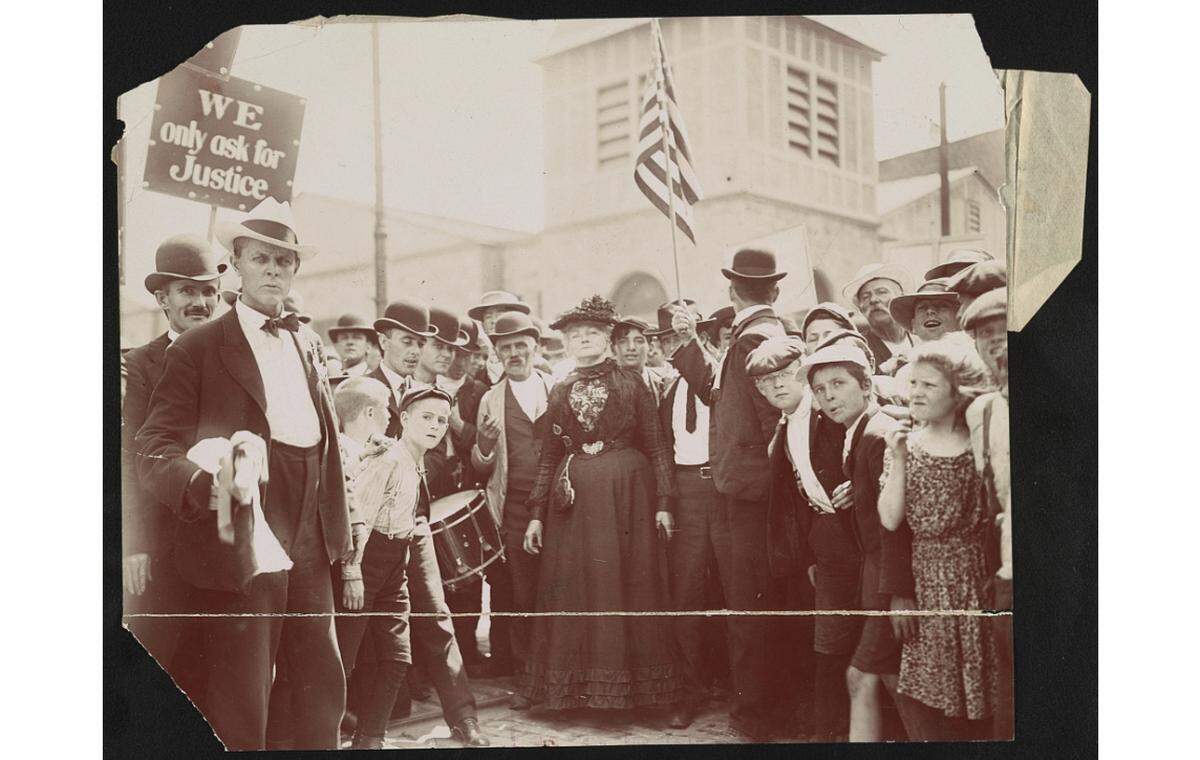 In this 1909 photo, Mother Jones and her army of striking Philadelphia textile workers start out on their descent on New York. The textile workers said they intended to show the people of the country their condition by marching through big cities.