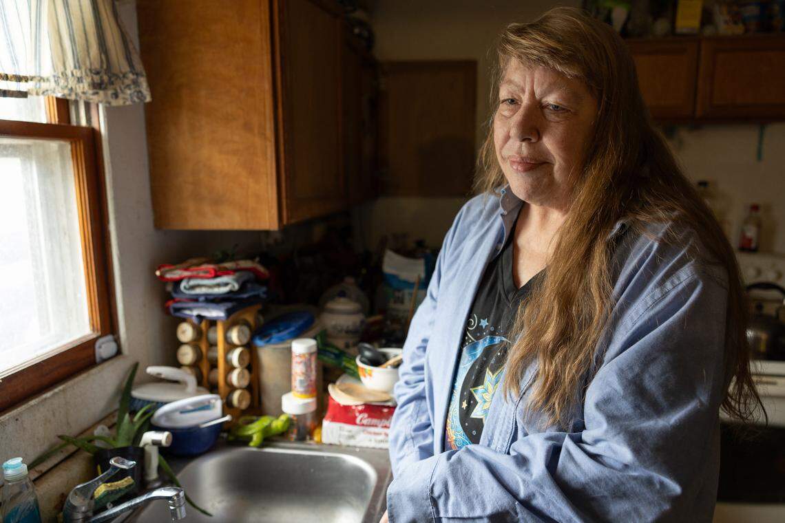 Cahokia Heights resident Arianna Norris-Landry says water collected from her kitchen sink tested positive for total coliforms at least once during community-organized water testing.