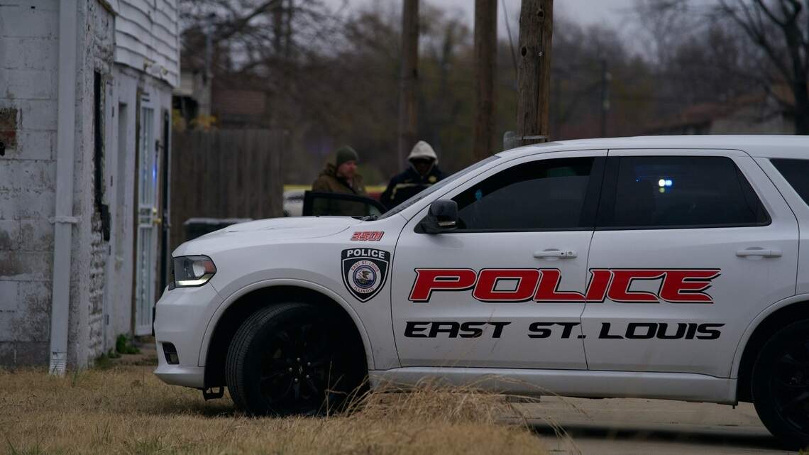 East St. Louis’ quiet push to settle police back pay raises labor law concerns