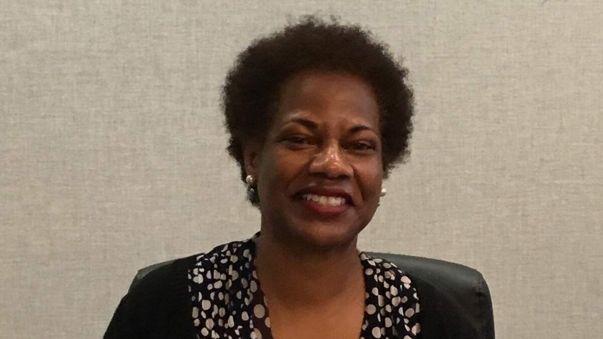 New Ward 5 Alderman Gwen Randolph takes her seat.