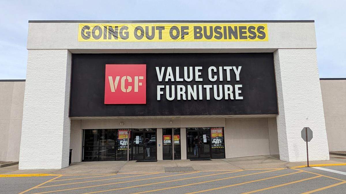 Value City Furniture, 10705 Lincoln Trail, Fairview Heights
