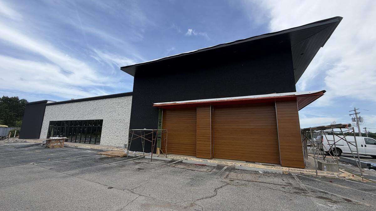 Royals Market, 1803 North Illinois St., is taking shape from the former Swansea CVS building. The owner anticipates the development — with its gas station, convenience store, gaming area and restaurant — will open this summer.
