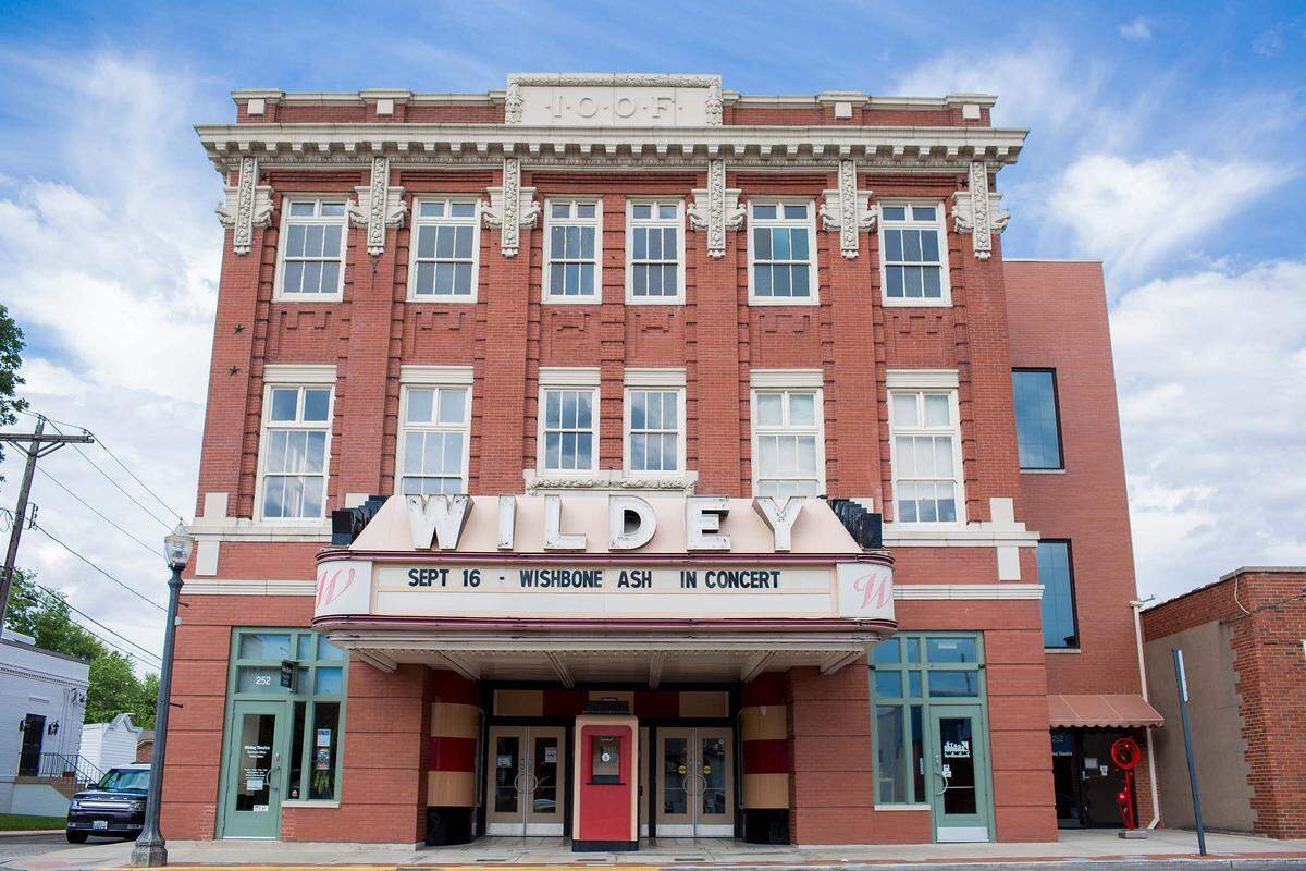 The Wildey Theatre in downtown Edwardsville plans to host a June 26 concert by Mr. Blue Sky, an Electric Light Orchestra tribute band, without an audience and livestream it on Facebook.