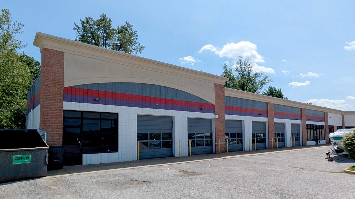 Top Notch Customz & Window Tinting will move from its Swansea location to this space on Lincoln Highway in Fairview Heights.