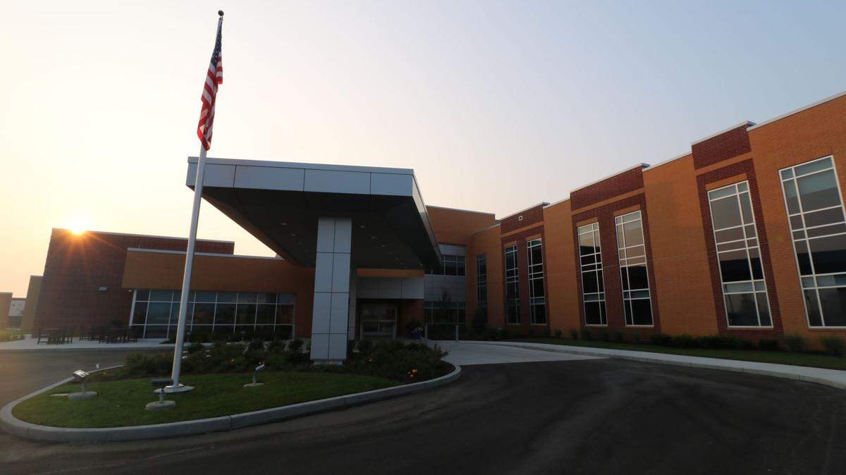 A new Anderson Healthcare rehab center will treat patients recovering from stroke, traumatic brain injury, spinal cord injury, amputation and other complex conditions.
