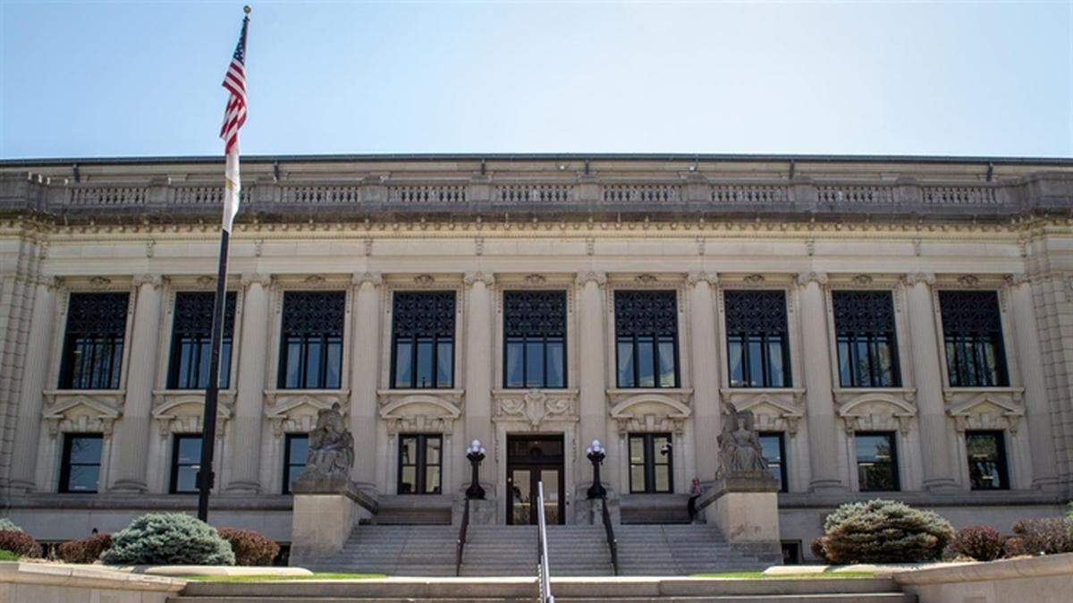 The Illinois Supreme Court file photo