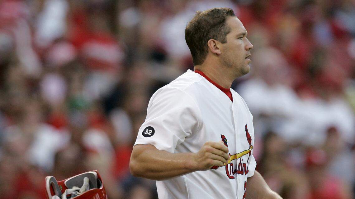Jason Isringhausen deserves to be in the Cardinals Hall of Fame. But does Scott Rolen?
