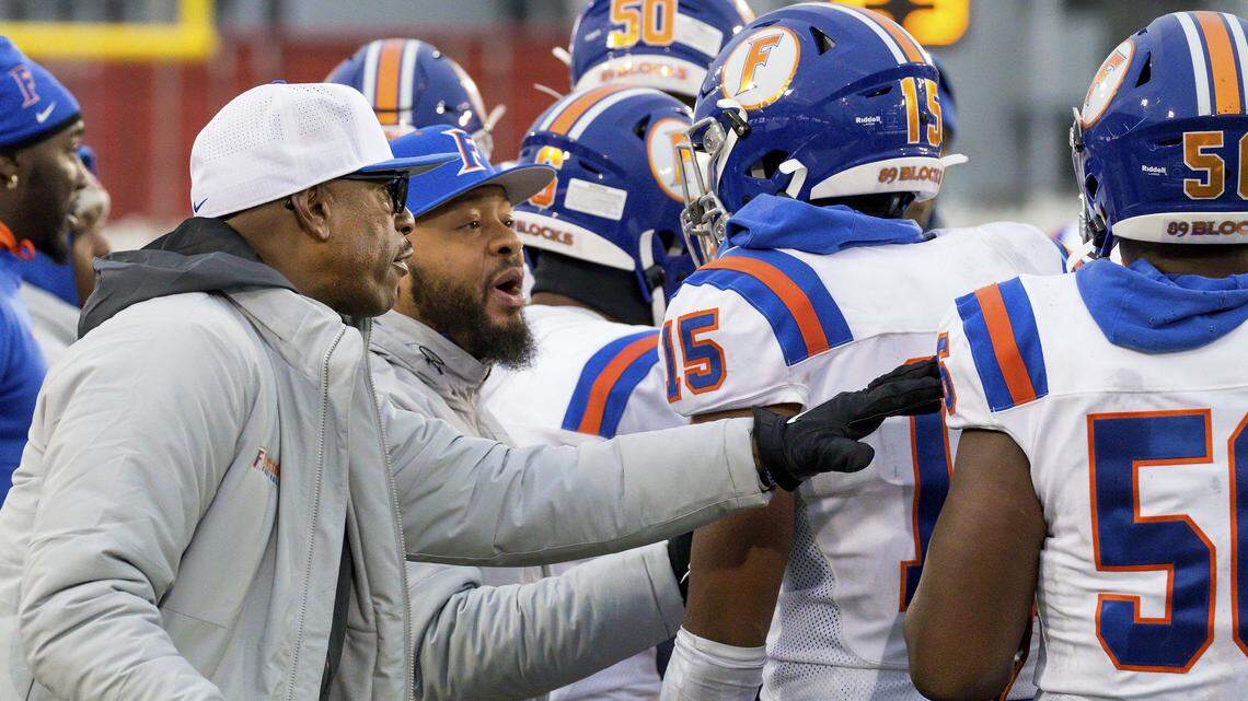 East St. Louis offensive lineman picks up offer from SEC power