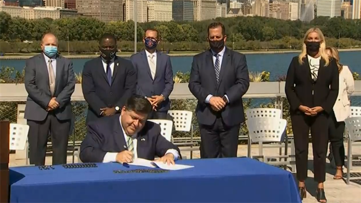 Massive energy bill now law in Illinois, with billions for renewable, nuclear sectors