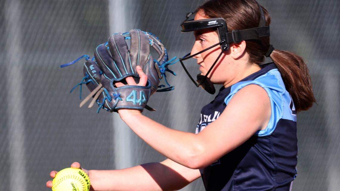 She’s just 115 lbs, but Belleville East’s Hemmerle packs a two-sport punch