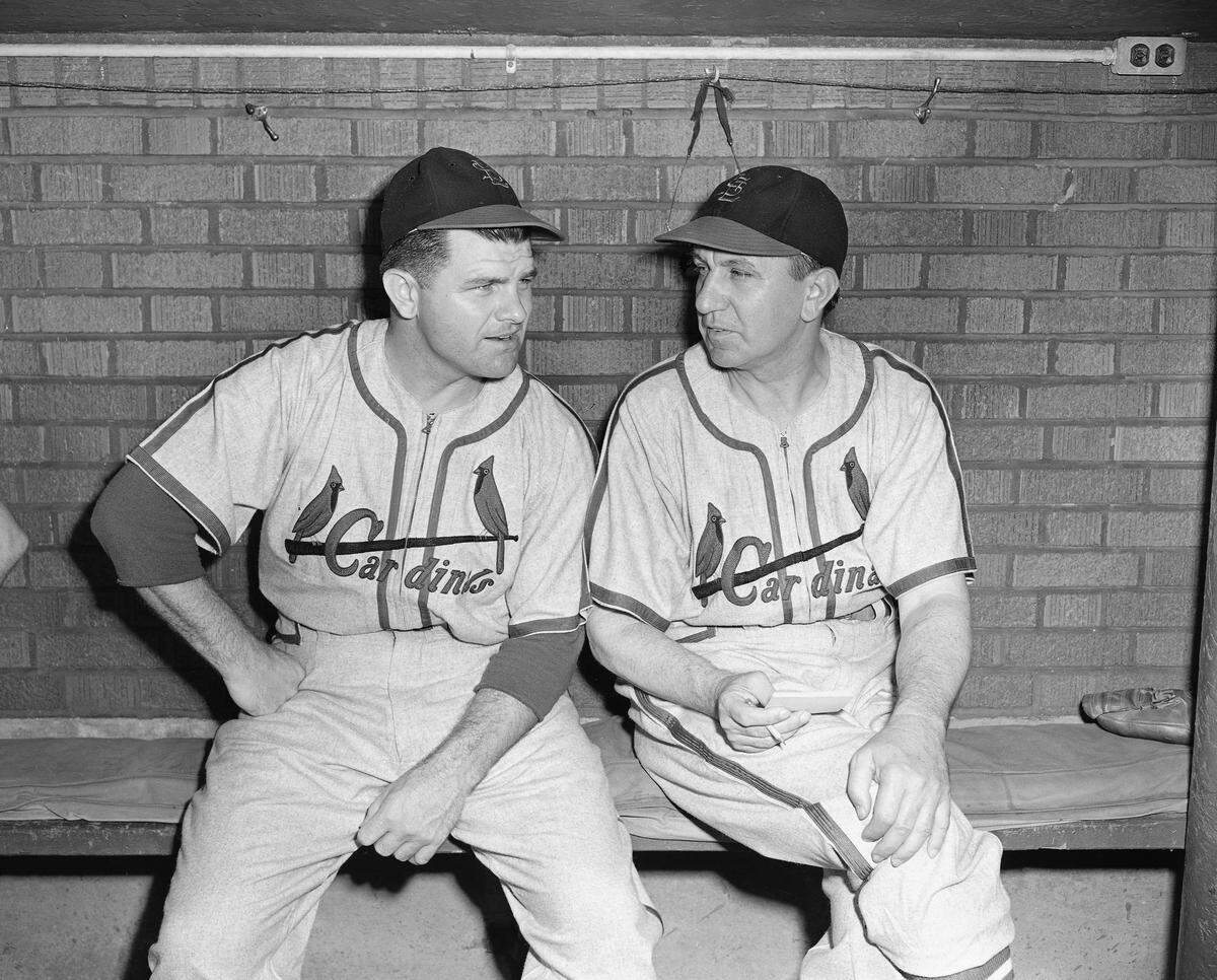 Max Lanier and Cardinals manager Eddie Dyer in 1946.