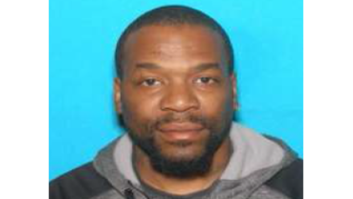 Lynn Washington, 40-years-old, is said to have taken the two children on Wednesday.