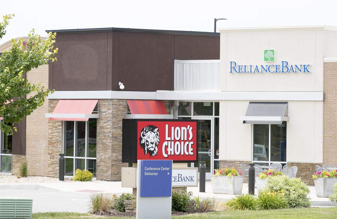 A Lion’s Choice is opening next to the Reliance Bank on Regency Park in O’Fallon, Illinois.  The restaurant formerly was a Tim Horton's.
