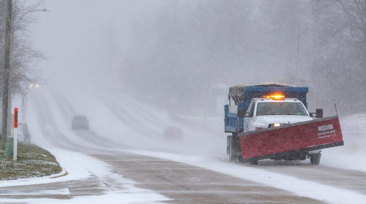 Gusty winds and snow made visibility and travel challenging at times on Illinois 159 through Swansea, Illinois. The metro-east will be under a wind chill warning starting at 6 p.m. Thursday, Dec. 22, through noon Friday, Dec. 23, according to the National Weather Service of St. Louis.