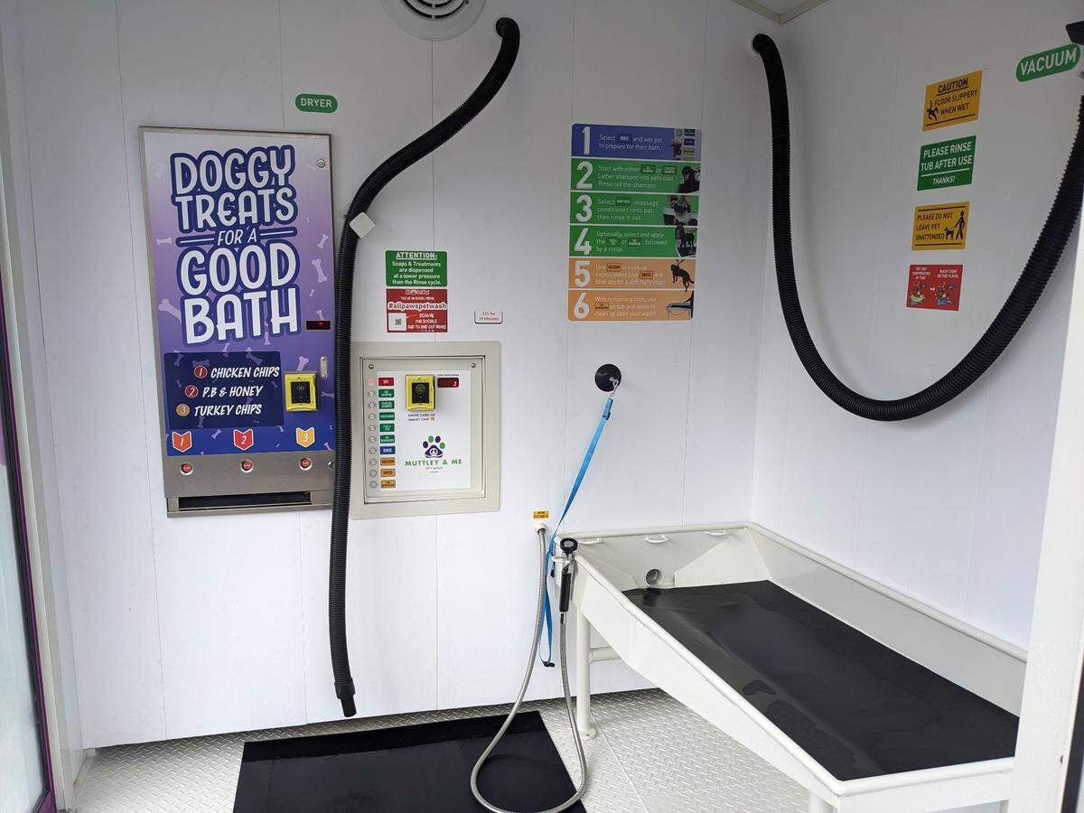 Inside the pet wash at Muttley & Me in Swansea