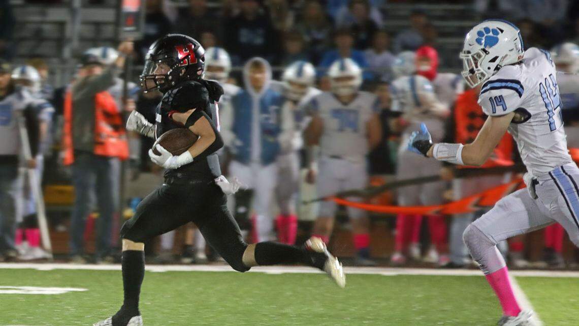 Beadle comes up big, puts exclamation point on Highland’s conference football title