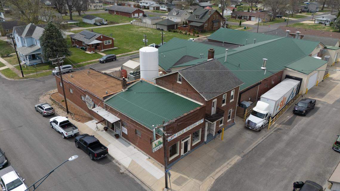 Metro-east beverage bottler’s new flavor packs a patriotic punch