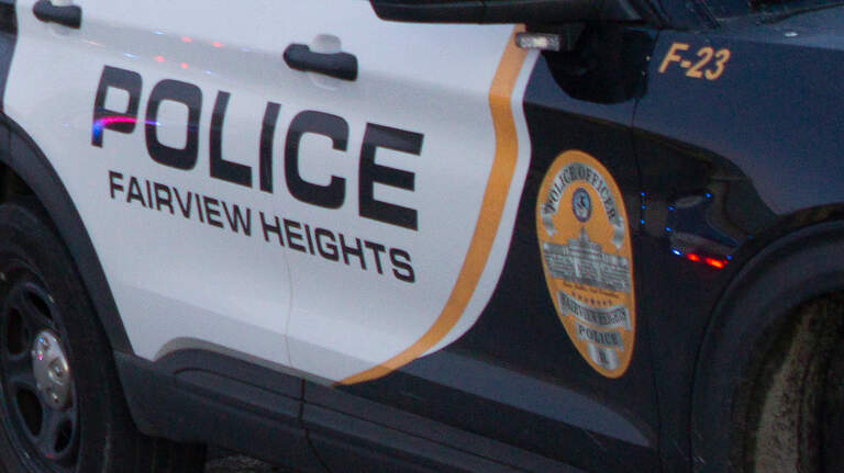 Man arrested, charged in Fairview Heights motel shooting