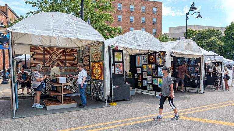 There’s still time to enjoy art, entertainment on final day of Art on the Square