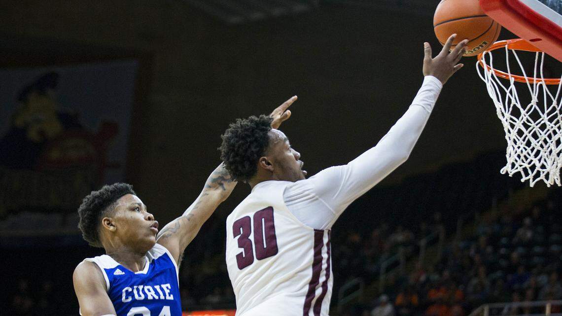 Belleville West will go for the repeat after 22-point semifinal win over Curie