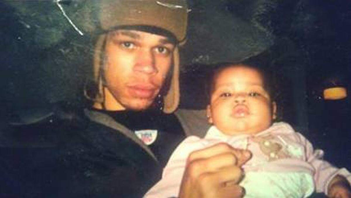 Lay’Lhany Davis and her father are pictured here. She lost her father to gun violence when she was only 6 years old.