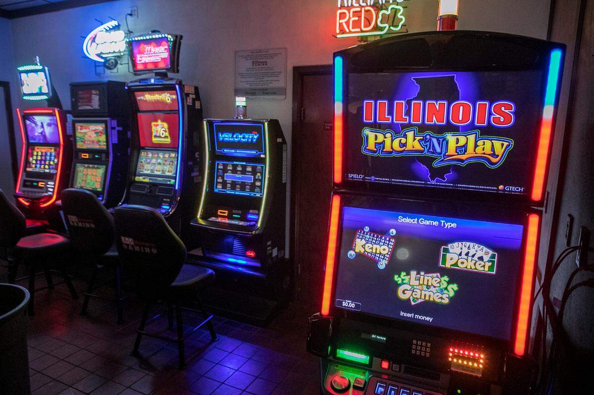 Highland’s video gaming terminals may help fund body cameras for the police department in the near future. The Highland city council has directed city staff to develop an ordinance that would allow a $250 fee per video gaming terminal.