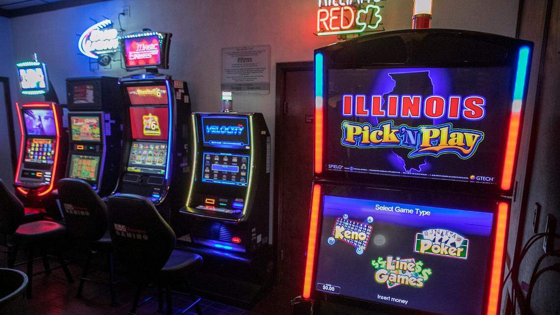 Illinois legalized video gambling in restaurants, bars, gaming lounges and other establishments in 2009, although cities can opt out. After payouts, proceeds are divided between the establishments, terminal operators and state and local governments.