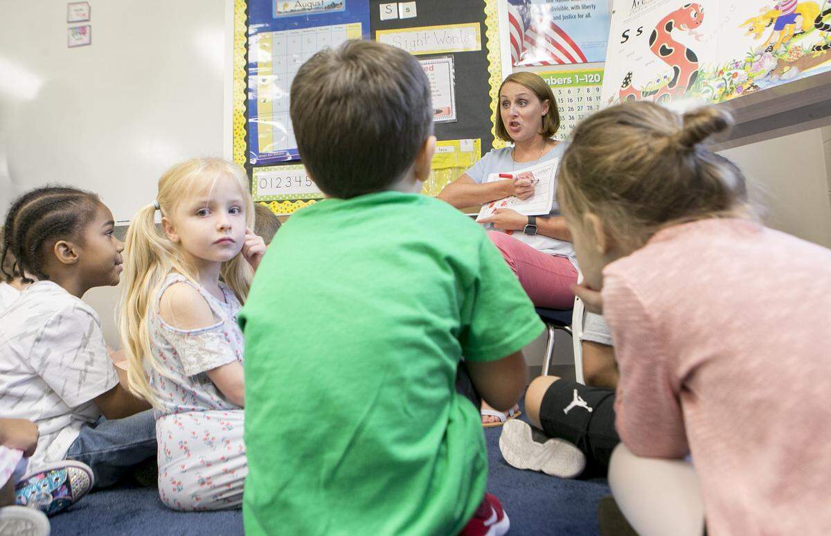 Prather Elementary School kindergarten teacher Sarah Fernandez uses Jolly Phonics to teach kindergarten students letters and sounds.
