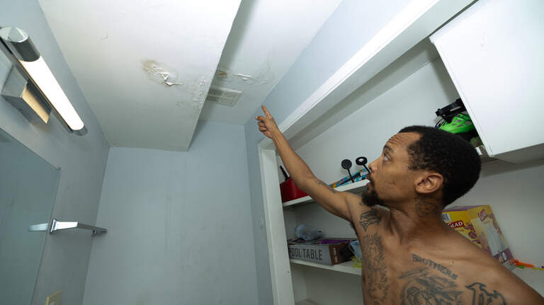 Metro-east apartment owner accused of ignoring tenants, defaulting mortgage