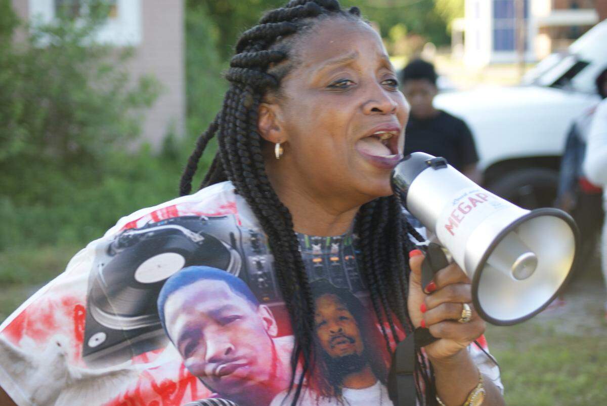 This 2021 file photo shows La’Tatia Stewart speaking during a rally at the site where her son, Gregory Stewart, was fatally shot in 2020 in East St. Louis. La’Tatia Stewart was shot to death in St. Louis on May 3 and one person has been arrested in connection with this shooting. No arrests have been made in connection with Gregory Stewart’s death.
