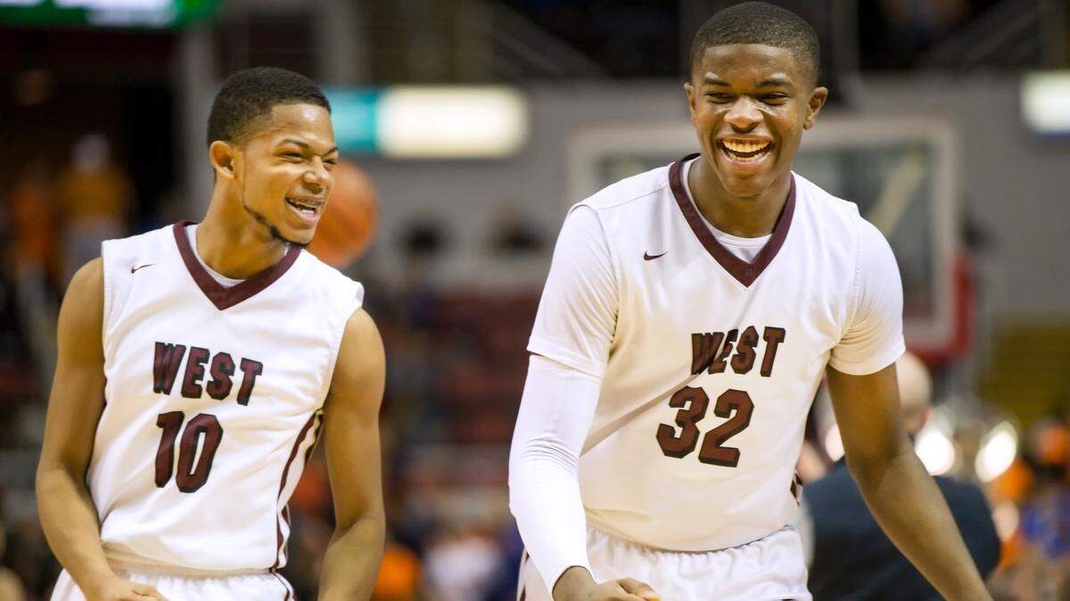 Belleville West junior EJ Liddell (32) is the unanimous winner of the Belleville News-Democrat’s Class 3A-4A Player of the Year award.