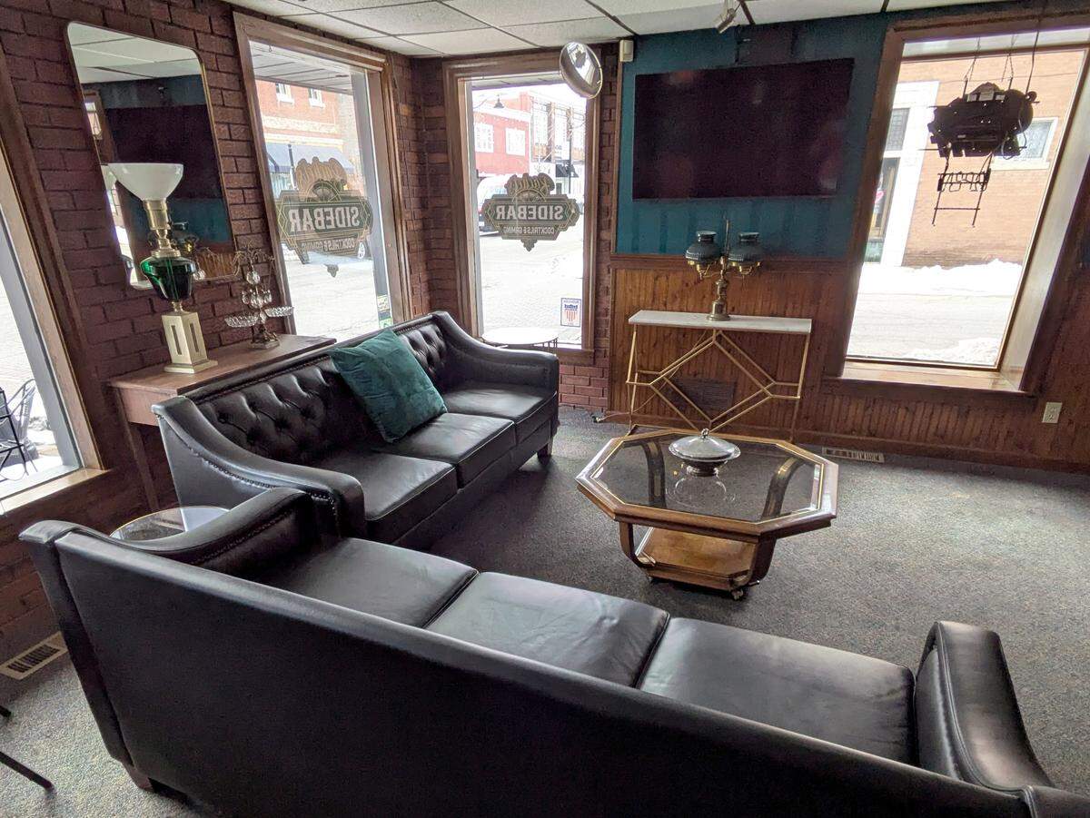 The lounge seating area at Rachel’s Sidebar
