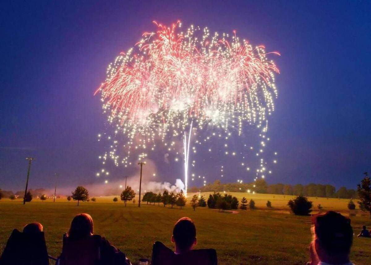 Dianne Isbell, an expert etiquette columninst for the Belleville News-Democrat, writes about how to deal with neighbors shooting off illegal fireworks in her latest piece.